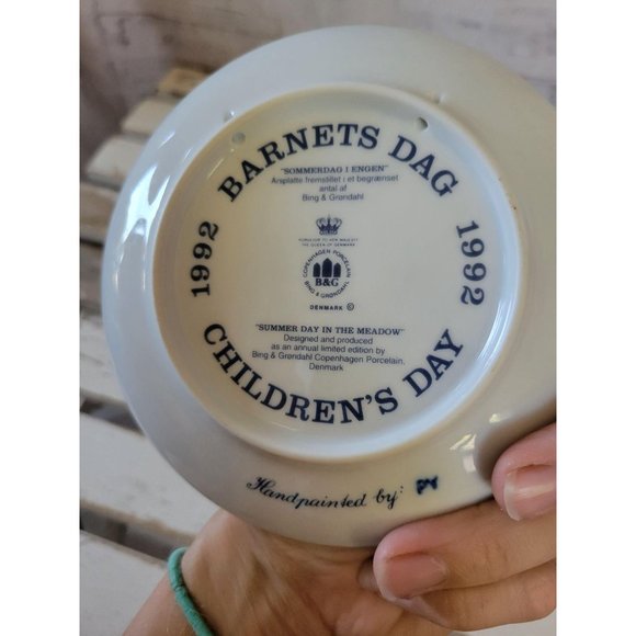 B&g summer day in the meadow 1992 children's Day p - Picture 3 of 3